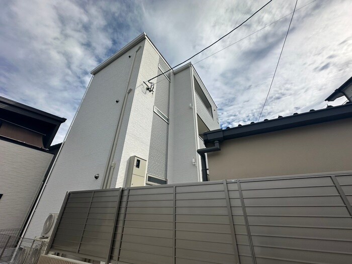 物件外観写真2　(外観写真)