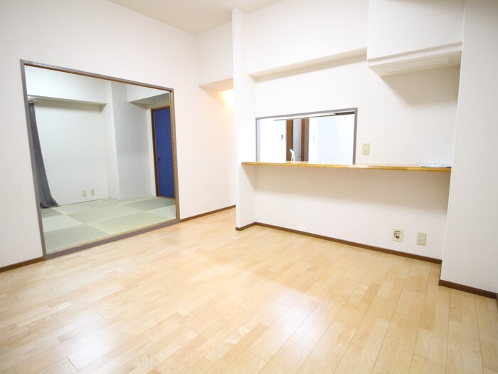 物件内観写真7　(居室)