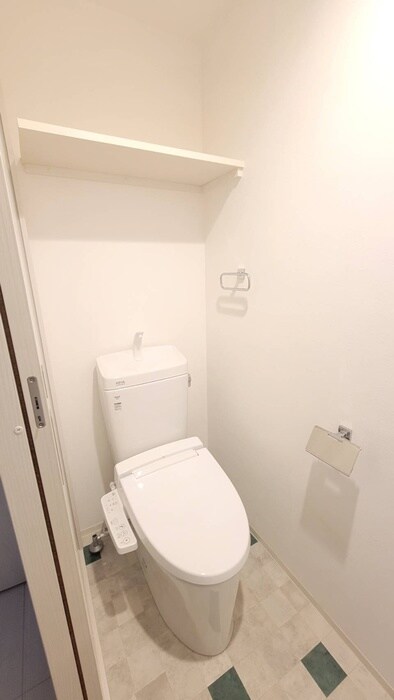 物件内観写真8　(トイレ)