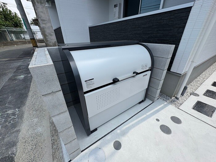 物件外観写真6　(駐輪場)