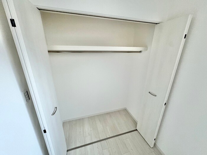 物件内観写真18　(収納)