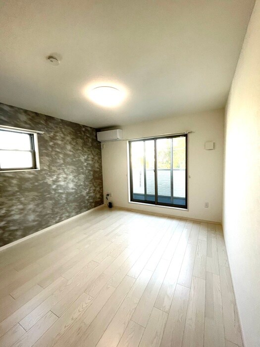 物件内観写真18　(居室)