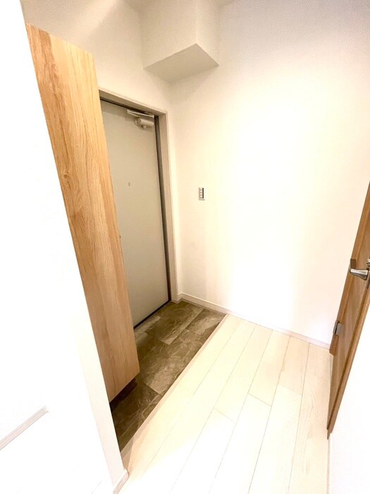 物件内観写真20　(玄関)