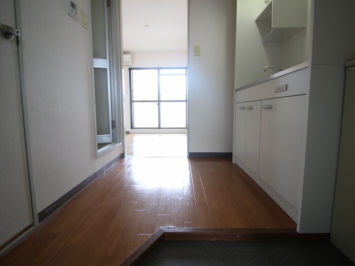 物件内観写真7　(廊下)