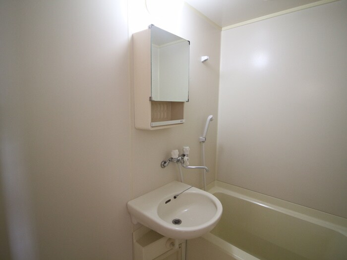 物件内観写真11　(洗面)