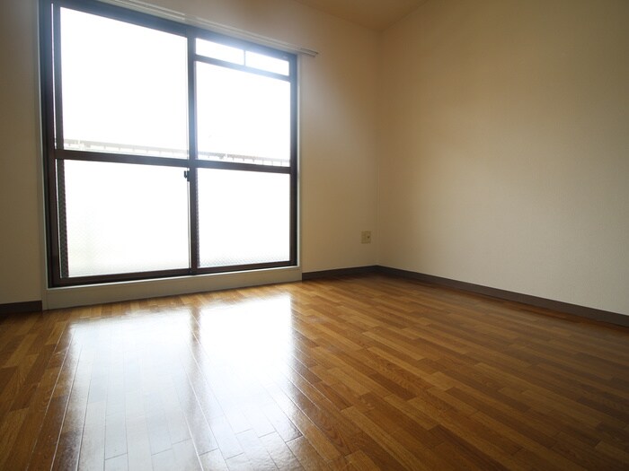 物件内観写真14　(居室)