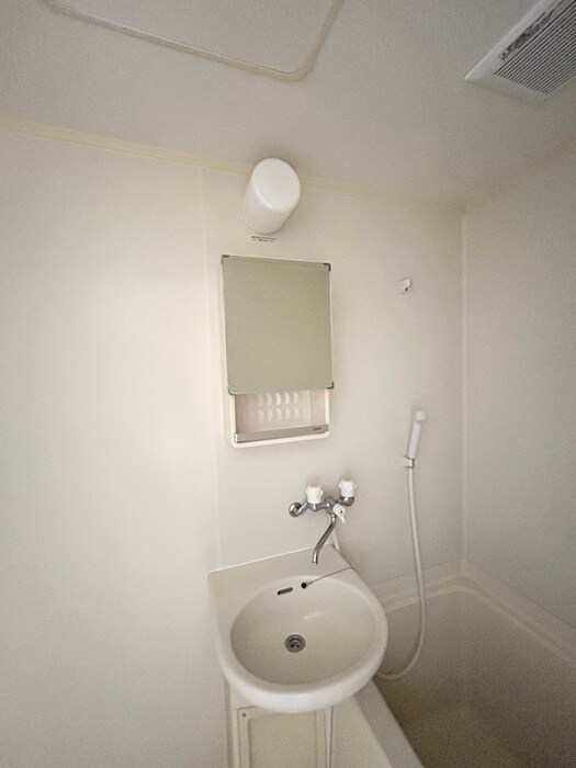 物件内観写真18　(洗面)