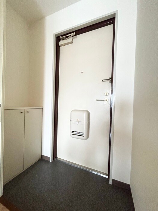 物件内観写真21　(玄関)