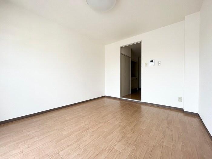 物件内観写真22　(居室)