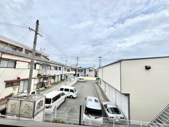 物件内観写真22　(室内からの展望)