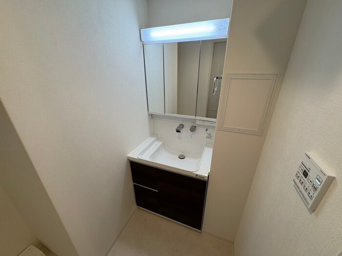 物件内観写真10　(洗面)