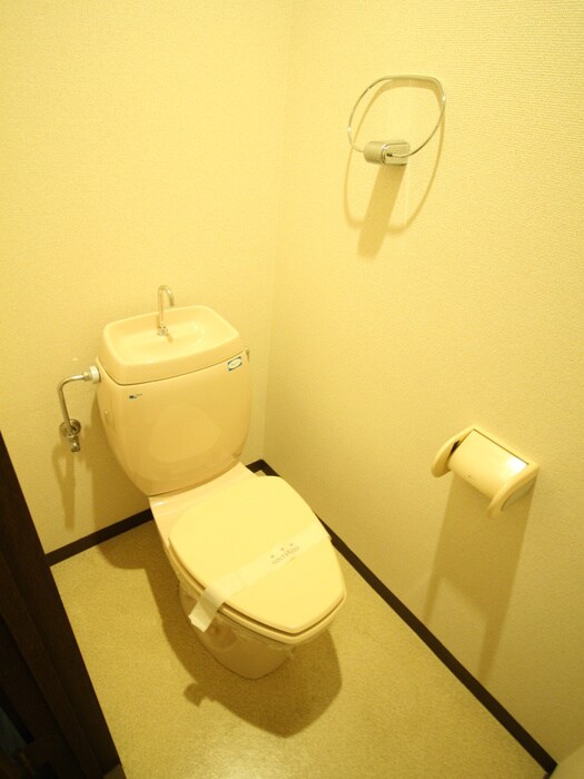 物件内観写真12　(トイレ)