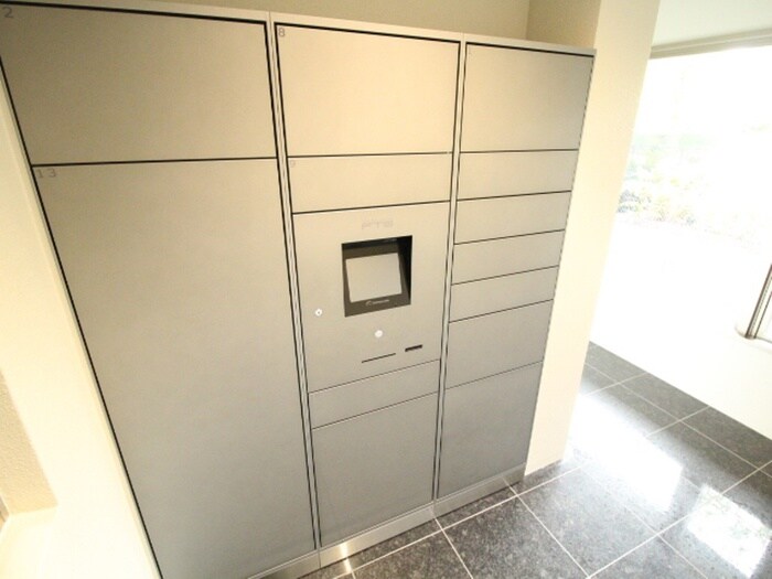 物件外観写真4　(建物設備)