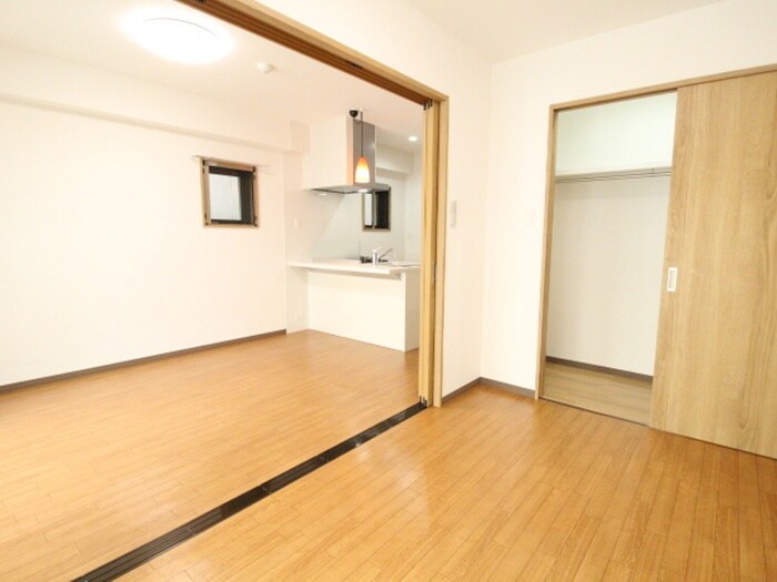 物件内観写真13　(居室)