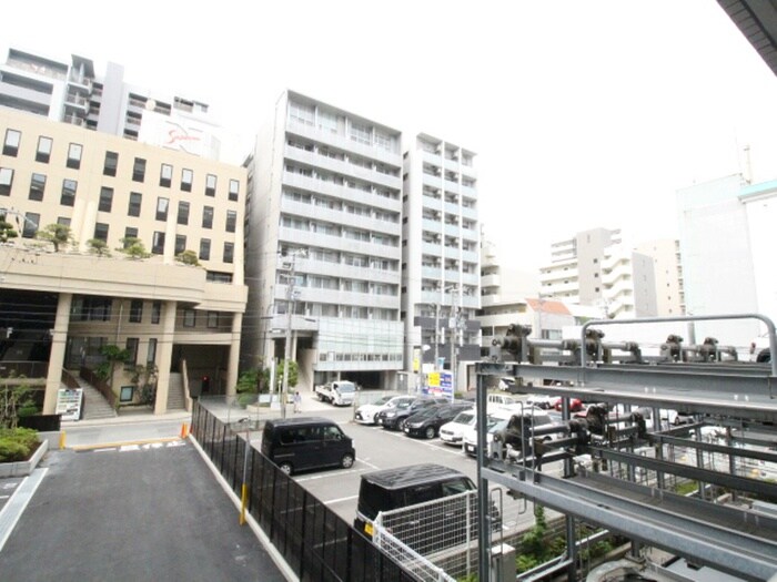 物件内観写真22　(室内からの展望)