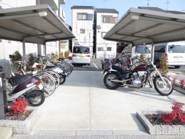 駐輪場
