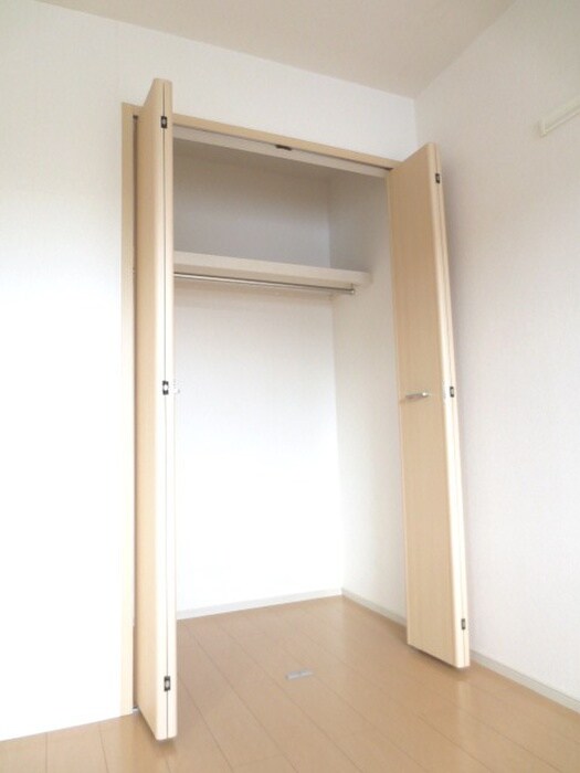 物件内観写真13　(収納)