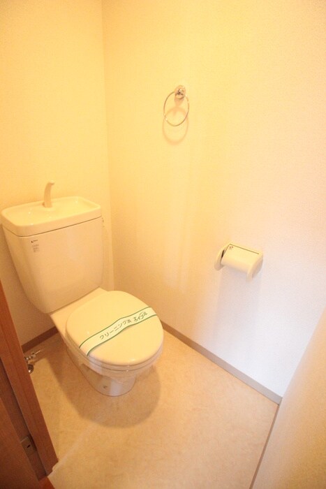 物件内観写真9　(トイレ)