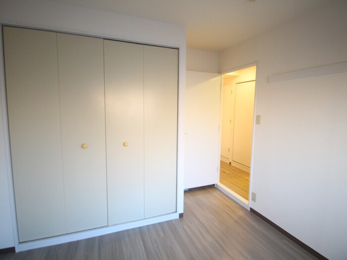 物件内観写真10　(居室)