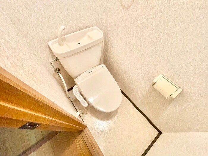 物件内観写真9　(トイレ)