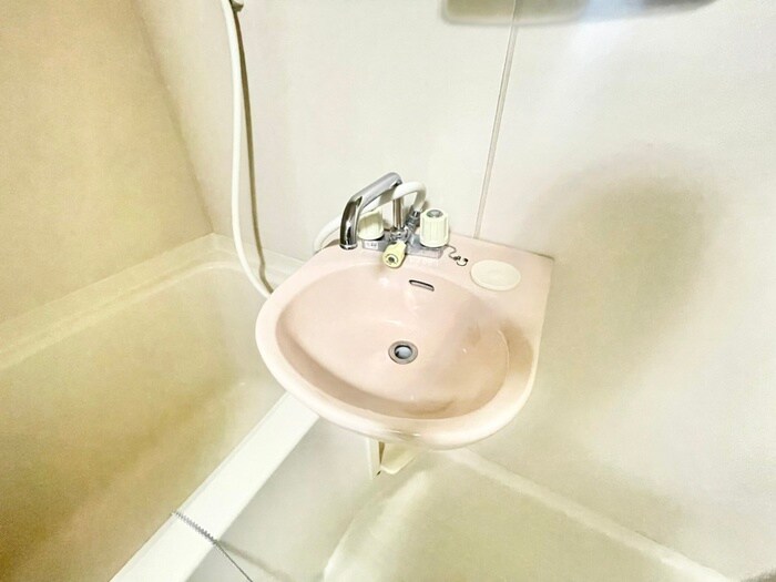 物件内観写真10　(洗面)