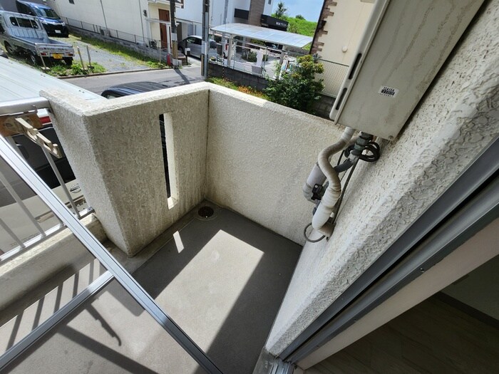 物件内観写真11　(洗濯機置場)