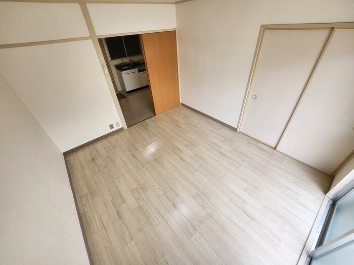 物件内観写真13　(居室)