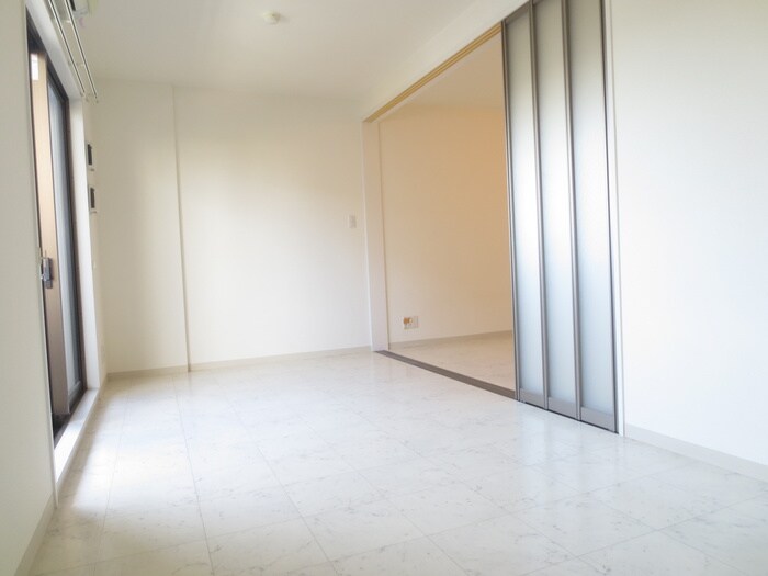 物件内観写真11　(居室)