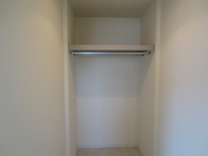 物件内観写真15　(収納)