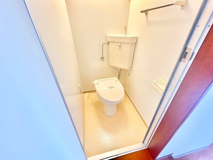 物件内観写真12　(トイレ)