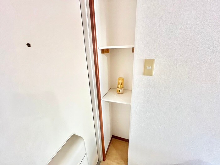 物件内観写真18　(靴箱)