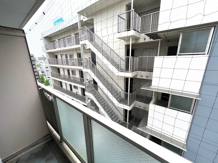 物件内観写真18　(室内からの展望)