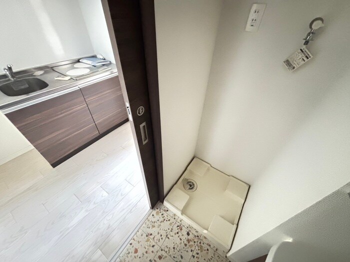 物件内観写真21　(洗濯機置場)