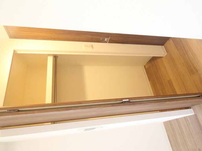 物件内観写真12　(収納)