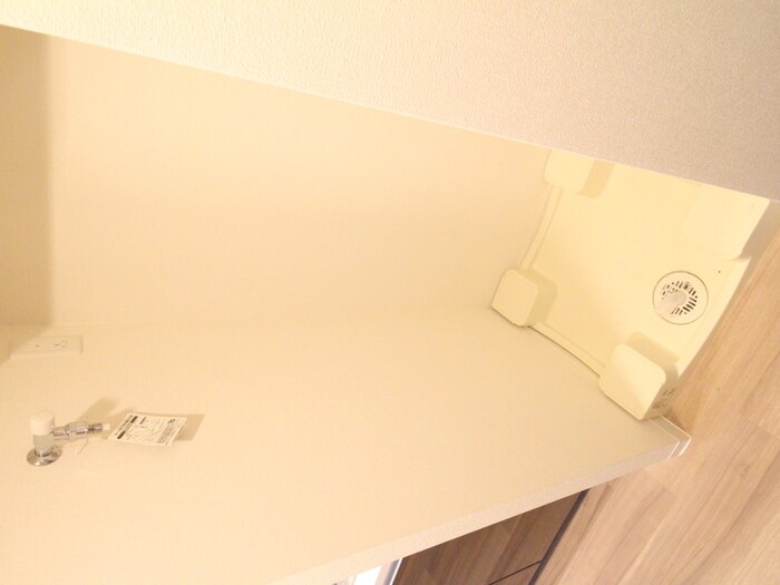 物件内観写真13　(洗濯機置場)