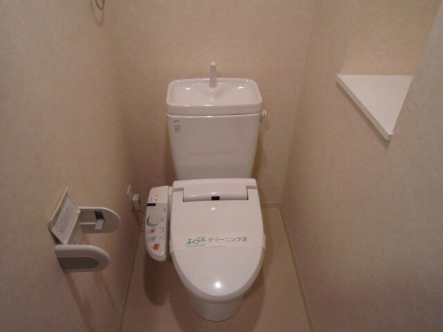 物件内観写真14　(トイレ)