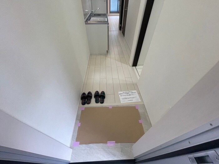 物件内観写真15　(玄関)