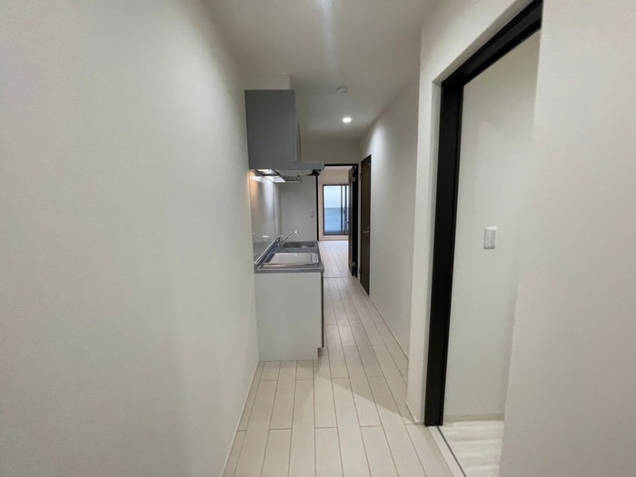 物件内観写真16　(廊下)