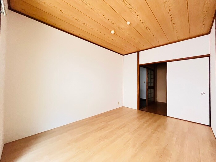 物件内観写真8　(居室)