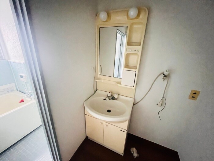 物件内観写真12　(洗面)