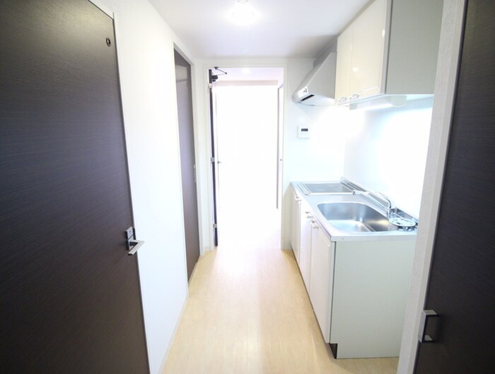 物件内観写真9　(廊下)