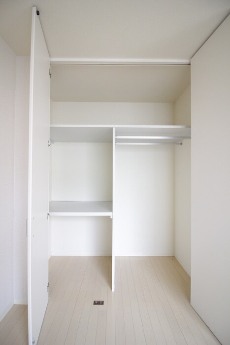 物件内観写真14　(収納)