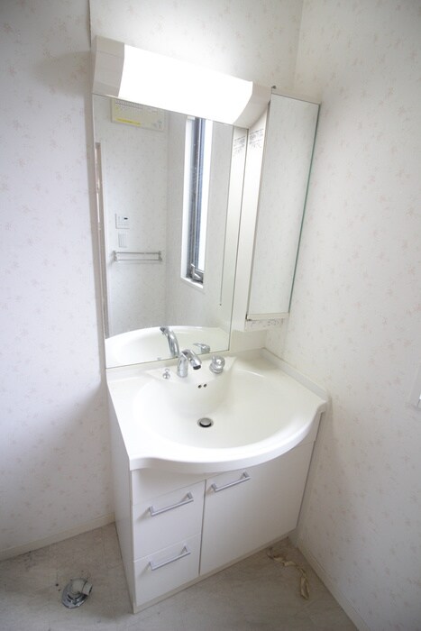 物件内観写真18　(洗面)