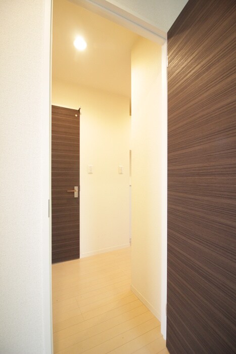 物件内観写真20　(廊下)