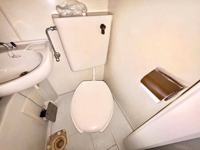 物件内観写真15　(トイレ)