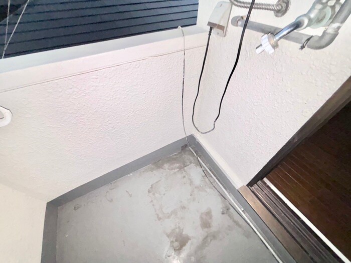 物件内観写真16　(洗濯機置場)