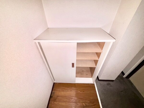 靴箱