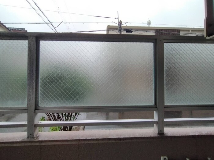 物件内観写真13　(室内からの展望)