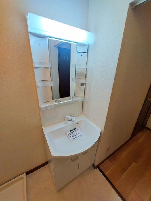 物件内観写真11　(洗面)