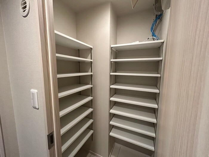 物件内観写真17　(収納)